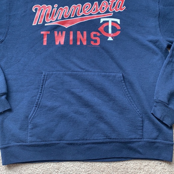 MLB Genuine Merchandise Minnesota Twins Hoodie - Picture 8 of 8